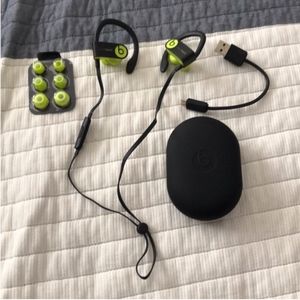 PowerBeats3 Wireless Earphones